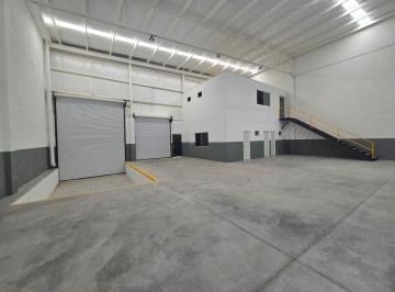 Bodega comercial , Santa Catarina · Bodega Nave Industrial Comedor Oficinas Lista con Oficinas y Baños 638 m Santa Catarina La Puerta