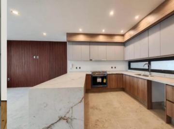 Casa · 430m² · 3 Recámaras · 2 Estacionamientos · Casa en Villandares