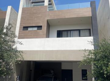 Casa , Monterrey · Casa en Venta en Cumbres