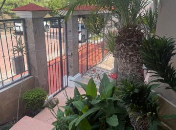 Casa de 4 habitaciones, Zapopan · Venta de Casa en Ciudad Bugambilias