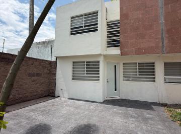 Casa de 3 habitaciones, Querétaro · Se Renta Casa de 3 Habitaciones en Residencial Gema