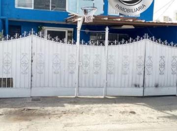 Casa · 214m² · 3 Recámaras · 2 Estacionamientos · Casa - Chihuahua