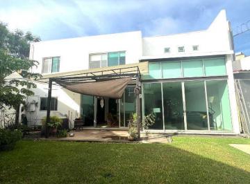 Casa en condominio · 310m² · 3 Recámaras · 2 Estacionamientos · Casa en Condominio en Los Volcanes Cuernavaca - Ber - 1246 - Cd
