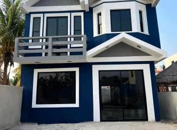 Casa · 215m² · 3 Recámaras · 2 Estacionamientos · Casa Modelo Santorini Cerca del Mar en Chicxulub Progreso Yucatán