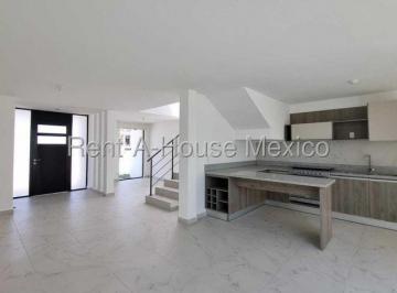 Casa de 3 habitaciones, Querétaro · Casa con 3 Recámaras, Sala de Tv, Amenidades. El Refugio - Venta