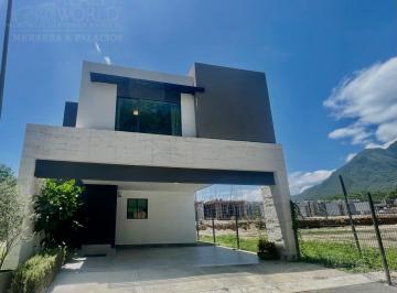 Casa · 185m² · 3 Recámaras · 2 Estacionamientos · Casa en Venta en Santiago, Nuevo León