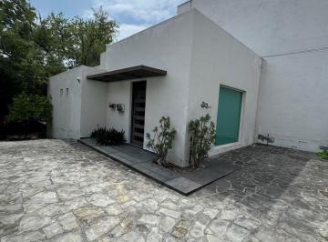 Local comercial , Santiago · Centro de La Villa de Santiago
