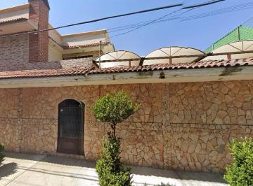 Casa de 5 habitaciones, Tecámac · Casa con 5 Recámaras en Venta por Remate Bancario, 549 m² Superficie de Terreno, Ojo de Agua