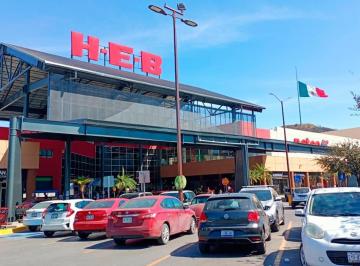 Local comercial · 70m² · Local en Renta Heb Gonzalitos, Monterrey N. L
