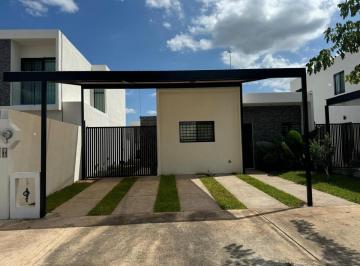 Casa · 1m² · 2 Recámaras · 2 Estacionamientos · | Excelente Casa Amueblada y Equipada, en Renta. |