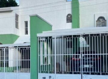 Casa · 380m² · 4 Recámaras · |casa en Venta en Itzimna Mérida. |