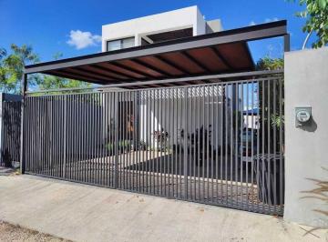 Casa · 235m² · 4 Recámaras · 2 Estacionamientos · | Increíble Casa Totalmente Equipada, en Venta. |