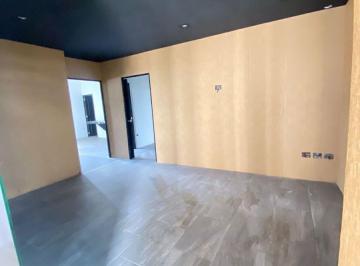 Oficina · 104m² · | Oficina con Excelente Ubicación, en Renta. |