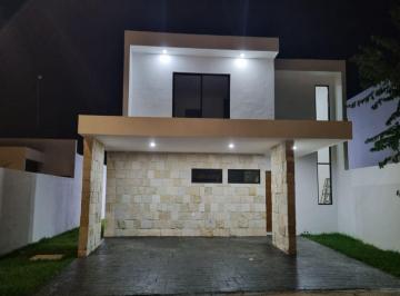 Casa · 253m² · 3 Recámaras · 2 Estacionamientos · | Increíble Casa en Privada Aire Puro, en Venta. |