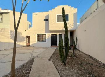 Casa · 140m² · 2 Recámaras · 4 Estacionamientos · | Excelente Oportunidad de Casa, en Venta. |