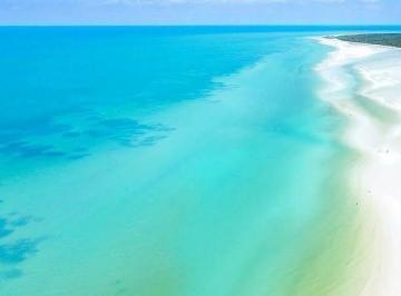 Terreno / Lote · | Increíble Oportunidad de Terreno en Holbox, en Venta. |