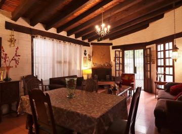 Casa de 3 habitaciones, Morelia · Casa en Venta en Morelia, Zona Santa María