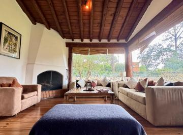 Casa en condominio de 3 habitaciones, Valle de Bravo · Casa en Venta a 5 Min de La Zona Comercial de Avándaro en Valle de Bravo
