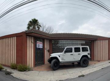 Casa de 5 habitaciones, Santa Catarina · Casa en Venta en El Centro de Santa Catarina