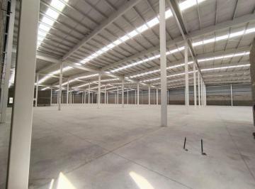Bodega comercial , San Pedro Tlaquepaque · Bodega Industrial Dentro de Parque Industrial en Renta 2,727 m² Tlaquepaque Jal.