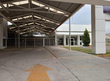 Local comercial · 3300m² · Espacio Comercial con Amplio Terreno en Renta