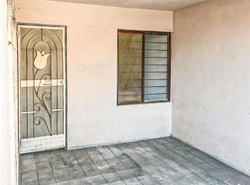 Casa de 3 habitaciones, Santa Catarina · Casa en Venta en Col. Montenegro