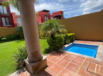 Casa en condominio de 4 habitaciones, San Miguel de Allende · Casa en Renta Amueblada en San Miguel de Allende. Recámara en Planta Baja.