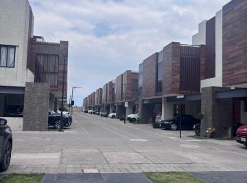 Casa en condominio de 4 habitaciones, San Mateo Atenco · Casa en San Mateo Atenco, 4 Recamaras, Roof Garden, Amenidades