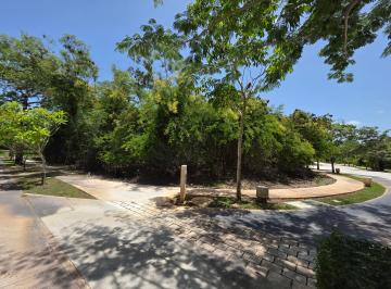 Terreno / Lote , Mérida · Terreno en Yucatán Country Club | $6.62 Mdp | 704 m² | Opciones de Pago
