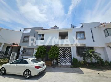 Casa en condominio · 186m² · 4 Recámaras · 2 Estacionamientos · Casa en Venta de 3 Niveles en Flamingos. - (4)