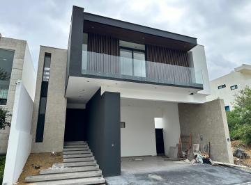 Casa de 3 habitaciones, Monterrey · Casa en Venta en Monterrey Zona Carretera Nacional Santa Isabel