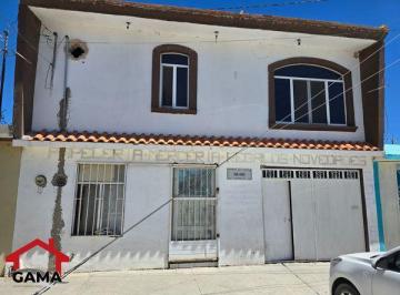 Casa · 238m² · 5 Recámaras · 2 Estacionamientos · Hermosa Casa en Venta en Excelente Ubicación