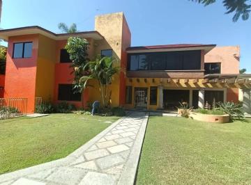 Casa de 3 habitaciones, Cuernavaca · Casa en Renta Estilo Cuernavaca – Acapatzingo