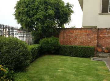 Casa en condominio de 4 habitaciones, Huixquilucan · Casa en Venta en Bosques de Las Palmas