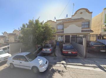 Casa de 2 habitaciones, Tijuana · Casa en Venta, Fracc. Villa Residencial Santa Fe, Tijuana, Baja California.