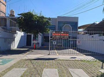 Edificio de 8 habitaciones, Zapopan · Venta de Edificio de Oficinas Multifuncional en Av Sebastian Bach Zapopan Jal. Bag