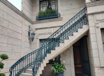 Casa · 454m² · 4 Recámaras · 3 Estacionamientos · Casa Duplex en Venta en Altavista San Ángel, Álvaro Obregón