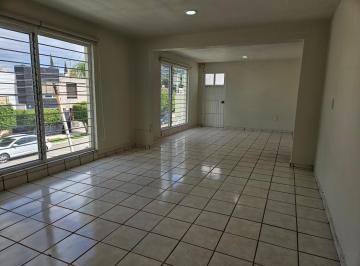 Oficina de 2 habitaciones, Zapopan · Departamento en Renta – Planta Alta, Lomas Altas