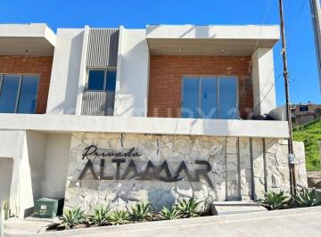 Casa · 295m² · 3 Recámaras · 2 Estacionamientos · Casa en Venta, Privada Altamar, Coronitas, Ensenada, Baja California