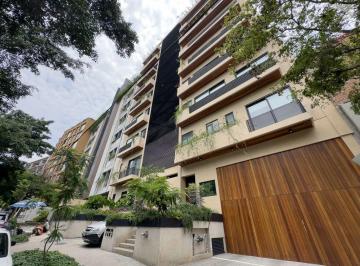 Departamento · 200m² · 3 Recámaras · 2 Estacionamientos · Departamento en Country Club