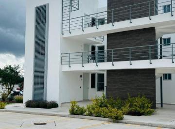 Departamento · 101m² · 3 Recámaras · 2 Estacionamientos · Departamento en Rancho Santa Mónica