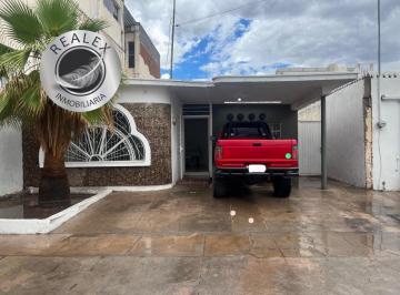 Casa · 140m² · 4 Recámaras · Casa - Chihuahua
