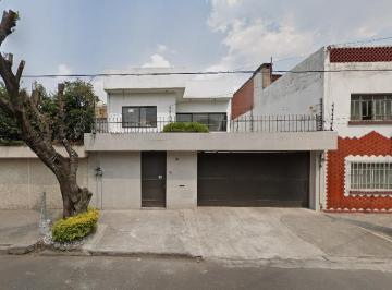 Casa de 5 habitaciones, Azcapotzalco · ¡Adquiere Este Gran Inmueble en Remate Bancario a un Excelente Precio!
