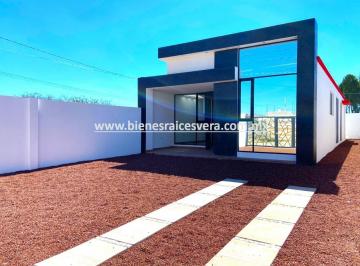 Casa de 3 habitaciones, Tequisquiapan · Casa en Venta en Tequisquiapan Bordo Blanco. Elsa