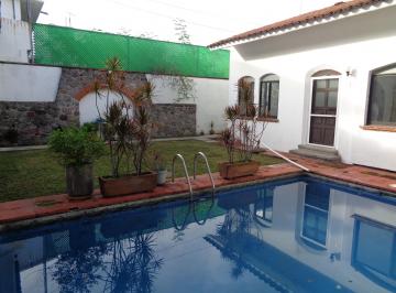 Casa de 6 habitaciones, Cuernavaca · Casa en Venta en Los Cizos, Casas y Bienes Raíces en Cuernavaca, Morelos