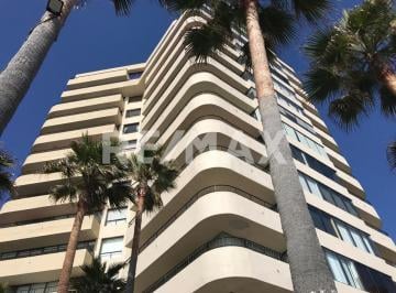 Departamento · 135m² · 2 Recámaras · 1 Estacionamiento · Oceanfront Condo For Sale in Calafia Condos. 401 Tower 1 - (4)
