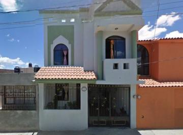 Casa de 3 habitaciones, Guadalupe · Casa en Venta Camino Real, Guadalupe, Zacatecas