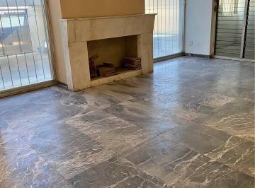 Oficina de 15 habitaciones, Guadalajara · Oficinas en Renta Jardines del Bosque 15 Oficinas 11 Estacionamientos por El Riu