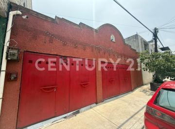 Casa · 274m² · 3 Recámaras · 2 Estacionamientos · Casa en Venta, Colonia Pedregal de Santa Ursula, Coyoacan, Ciudad de México.