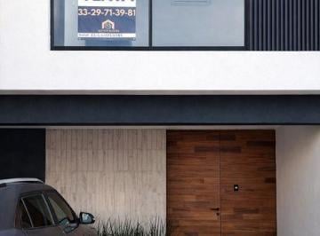 Casa en condominio · 170m² · 3 Recámaras · 2 Estacionamientos · Elegante Casa en Venta en "Campestre Residencial"